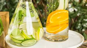 Bunga lemon berwarna putih dan berbau harum dengan 5 kelopak. Manfaat Buah Lemon Vs Jeruk Mana Yang Lebih Tambah Imunitas Okezone Lifestyle