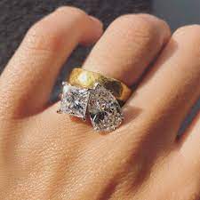 Ratajkowski's wedding outfit was from zara and cost her just under au$300. Emily Ratajkowski And Sebastian Bear Mcclard Wedding News Glamour Uk