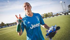 Laura giuliani official page goalkeeper of juventus fc and of the italian national football. Laura Giuliani F4bulous Stopper Juventus
