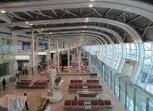 You can add a few accents of gold or silver, to bring an even more majestic and elegant vibe to your room! Jinnah International Airport Karachi Airport Technology