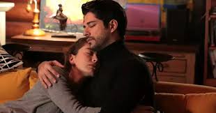 تحميل سمعنا kara sevda 66 bolum / m m kara sevda; Kara Sevda 53 Bolum Fragmani