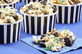 Oreo Halloween Popcorn Treat Recipe Recipe Halloween Popcorn Treats Popcorn Treats Oreo Cookie Pops