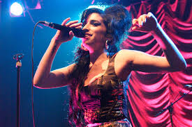 Amy Winehouse Topping The Midweek Album Chart Nme