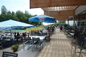 In #gampelen wird im umfeld der anstalten witzwil auf frühling 2019 ein provisorischer #transitplatz für fahrende eingerichtet. Tcs Camping Gampelen Spottocamp