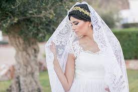 Hochzeitskleid brautkleid umstandskleid abendkleid braut standesamtkleid weiß. Brautkleider In Der Sonne Andalusiens Braut Brautkleid Weisse Hochzeit