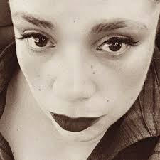 Another dilemma! 🙄 Which TNB photo do you like better? 🤔