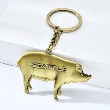 Makhi was so excited to receive this piggy today. Vicney Us Seattle Rachel The Pig Keychain Antique Bronze Rachel The Piggy Bank Key Chain For Friend Seattle Travel Souvenir Gift Buy At The Price Of 2 63 In Aliexpress Com Imall Com