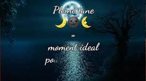 La lune tournant en orbite autour de la terre, les positions relatives du soleil, de la terre et de la lune changent constamment. Calendrier Lunaire 2021 Lune Croissante Et Decroissante Date Et Heure Dubai Khalifa