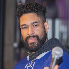 Michael Bee's Instagram, Twitter & Facebook