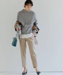2021冬 ストールのおしゃれコーデ ワンランク上の女性の着こなし方 folk おしゃれコーデ レディース コート ファッション