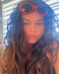 Charis Rodriguez's Instagram, Twitter & Facebook