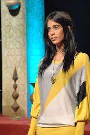 Born 1 march 1992 in marrakesh, morocco she started her career as a model, but rose to popularity as a talent show contestant in the 8th season of star academy arab world and o ses türkiye.she did not win either show. Karima Ghit Mp3 Ecouter Et Telecharger Gratuitement En Format Mp3