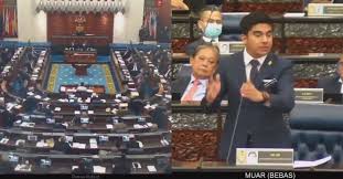 Ini kali kedua najib menerajui bn dalam pilihan raya umum selepas genap sembilan tahun menjadi perdana menteri pada 3 april ini. Old Men Destroy The Country Young Malaysians React To The 3rd Session Of The 14th Parliament