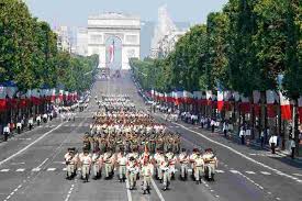 On vous dit tout sur le déroulé de la cérémonie, mais aussi. Defile Militaire Du 14 Juillet A Paris Sur Les Champs Elysees