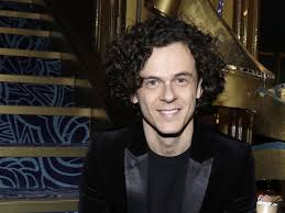 Juriste et historien du droit allemand. Michael Gregorio 5 Choses A Savoir Sur Cet Imitateur De Tele Star