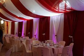 Des produits pour toute la maison : Vign Decoration Habillage Mural De Salle De Mariage Par Festidomihttp Www Decorsfetes Com Decoration Plafond Salles Tentures Salles Home Decor Decor Design