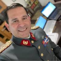 5 "Raul Hahn" profiles