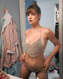 Log in to see photos and videos from friends and discover other accounts you'll love. Amanda Cerny Videos Latest Video Of Amanda Cerny Times Of India Entertainment