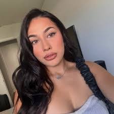 Paige Terwilliger's Instagram, Twitter & Facebook