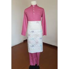Setiap kali menjelang keraian dan perayaan, customer mesej kak fa bertanyakan warna tudung yang sesuai untuk baju raya dorang. Baju Melayu Pink Belacan Raya Price Promotion Jul 2021 Biggo Malaysia