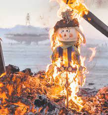 New Year's Traditions From Around The World | RitiRiwaz