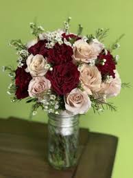 Burgundy wedding colors stylish wedd blog. Champagne And Burgundy Bridal Bouquet Fresno Florist Signature Floral Designs Fresno Tx Flower Shop