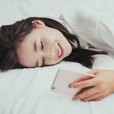 Flirty knock knock jokes can help you to strengthen your relationship with your lover as apart from being romantic, you must need some crisp of humor in your relationship. How To Flirt Over Text Tips Flirty Texts Examples