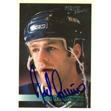 Tim Kerr autographed hockey card (New York Rangers Hartford Whalers) 1992  Topps #351