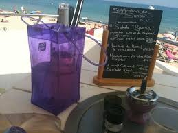 Rose Et Menu Du Jour Picture Of Barco Beach Restaurant Sainte Maxime Tripadvisor