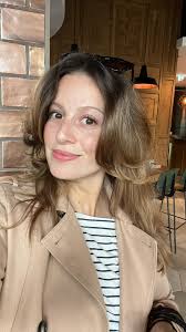 Hi everyone, I am looking for a Telesales/Business Development role, I have  5 years Sales experience, an NIE number and a valid UK passport. I have  just relocated to Malaga and I'm