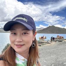 休假結束，該是面對黨主席選舉的時候了。  身為黨公職民代，我有幾個想法和大家分享首先，這將是一場多人競逐的選舉，但我相信，黨內同志，乃至於社會上為數眾多期待在野力量振作的國民朋友，都不會樂見黨主席的選舉淪為惡鬥、甚至造成黨內的分裂。「要為整合努力、不為  ...