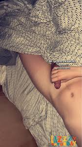 James Harp on X: help me get to 1K?! 🥵👀 video to all that retweet xo  retweet snapchat gaysnap onlyfans gay porn gayporn gaysex men  gayboy bottom twink ass cock dick gaysex 