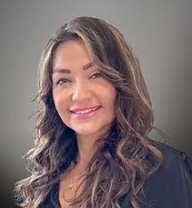 Jaclyn Garza's Instagram, Twitter & Facebook