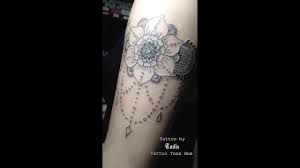 Các đường chỉ tay có từ khi chúng ta chào đời nhưng theo năm tháng nó sẽ có thay đổi ít nhiều theo số mạng, vận mệnh của mỗi người. Tattoo Tuáº¥n Huáº¿ XÄƒm Hinh Quáº­n 9 Hinh XÄƒm Hoa VÄƒn Báº¯p Tay Cho Ná»¯ Lien Há»‡ 0935070703