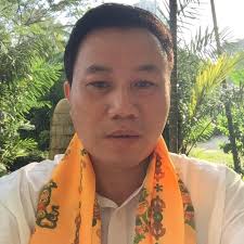 Met the People's Action Party Branch Chairs of Sengkang GRC, Aljunied GRCs,  and Hougang SMC over lunches recently. Happy to see them continuing to  engage residents and to organise activities to keep