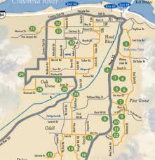 Oregon's hood river fruit loop, just to the south of hood river, is a cornicopia for food lovers, with fruit, veggies, wine, and beer. Autumn Escape Harvest Time In Hood River Oregon Northwest Tripfinder