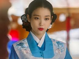 ホテルデルーナ ～月明かりの恋人～ Unext Netflix 私の好きなドラマの一つです🥰 ドラマも良かったけど IUの衣装が素晴らしすぎて  感動しました。 このチマチョゴリには 目を奪われてしまいました😍