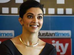 From Deepika Padukone To Jacqueline Bollywood S 10 Leggy Ladies Hindustan Times One two three four chennai express full video song | shahrukh khan, deepika padukone.