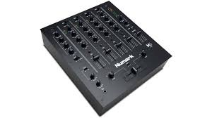 How to dj on a laptop: Dj Equipment Fur Anfanger Tipps Ratgeber Fur Den Start Delamar De