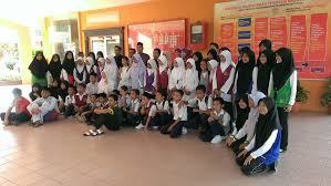 Sholat 5 waktu hukumnya wajib sehingga setiap muslim diwajibkan untuk melaksanakan sholat. Waktu Solat Malaysia Waktu Solat Dot Net