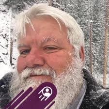 What is a good zoom lens for a phone camera?