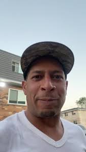 Identifying classmates in an old photo from Suski hometown