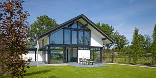 The huf haus statement represents our uncompromising demand for quality and is achieved through careful selection of materials and individual product design. Huf Haus Luxuriose Fachwerk Fertighauser Bau Welt De