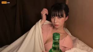 Baerasoni body tease - erotic porn photos