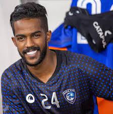 العابد ينتقل إلى الشباب، بعد 10 سنوات في صفوف الفريق الأول لنادي الهلال. ØµØ­ÙŠÙØ© Ø§Ù„Ø³ÙˆØ¨Ø± Ù†Ø§Ø¯ÙŠ Ø§Ù„Ù‡Ù„Ø§Ù„ Ø§Ù„Ø³Ø¹ÙˆØ¯ÙŠ ÙŠØ¹Ù„Ù† Ø´ÙØ§Ø¡ Ù„Ø§Ø¹Ø¨ÙŠÙ‡ Ù†ÙˆØ§Ù Ø§Ù„Ø¹Ø§Ø¨Ø¯ ÙˆØ¹Ù„ÙŠ Ø§Ù„Ø¨Ù„ÙŠÙ‡ÙŠ Ù…Ù† ÙÙŠØ±ÙˆØ³ ÙƒÙˆØ±ÙˆÙ†Ø§