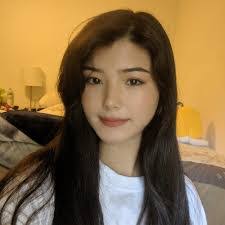 Savannah Vu's Instagram, Twitter & Facebook