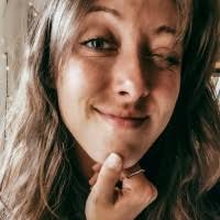 50+ "Julia Humbert" profiles