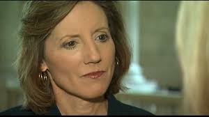 102 Hand Warren Stock Videos, Footage, & 4K Video Clips