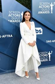 She rose to prominence for her role as eleven in the netflix science fiction drama series очень странные дела (2016), for. Millie Bobby Brown Facts Popsugar Celebrity