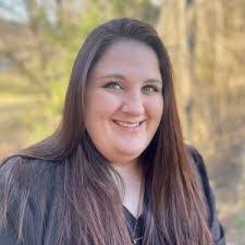 Cindy Coble's Instagram, Twitter & Facebook